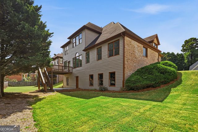809 Arbor Way, Loganville, GA 30052