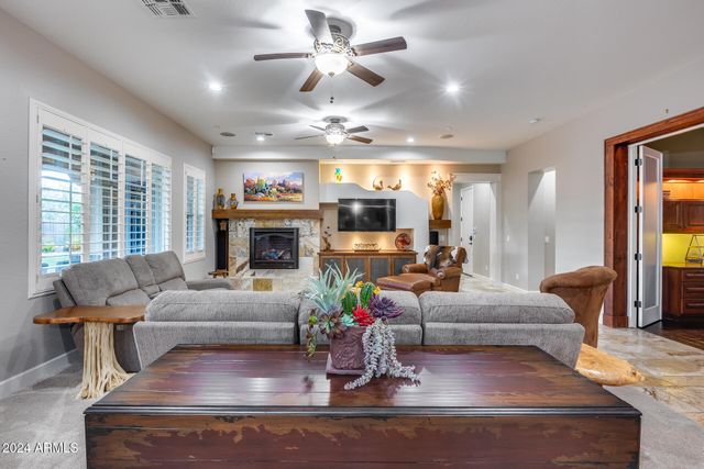 28455 N 67TH Drive, Peoria, AZ 85383