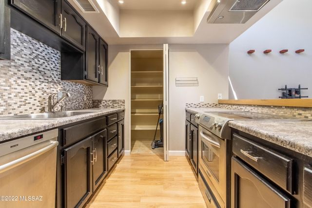 1200 E River Rd Unit C39, Tucson, AZ 85718