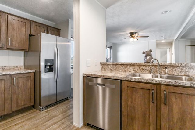 79 Diamondback Drive, Rochester, NH 03867