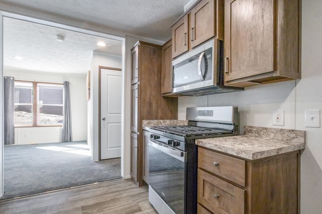 79 Diamondback Drive, Rochester, NH 03867