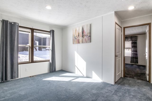 79 Diamondback Drive, Rochester, NH 03867