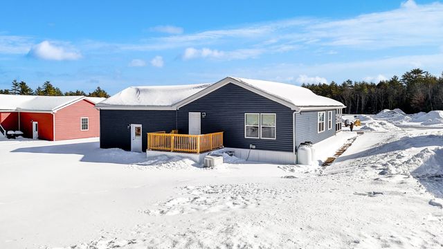 79 Diamondback Drive, Rochester, NH 03867