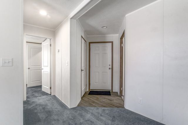 79 Diamondback Drive, Rochester, NH 03867