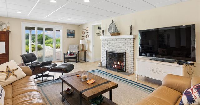 2245 Little Peconic Bay Lane, Southold, NY 11971