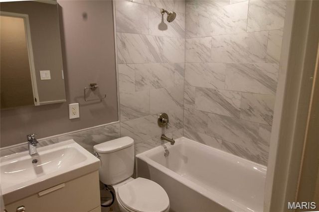 5349 Arsenal 8, St Louis, MO 63139