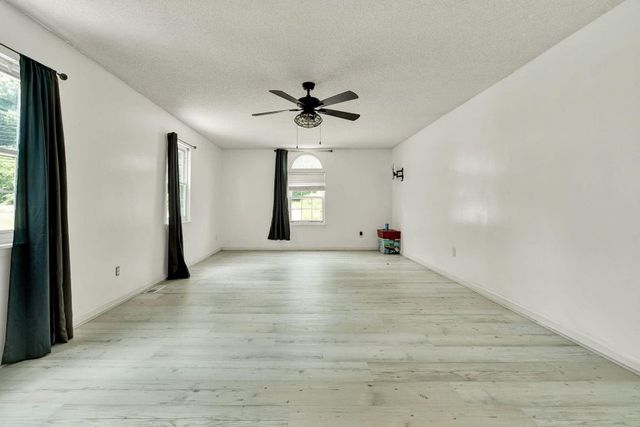 1320 Benton Pike, NE, Cleveland, TN 37311