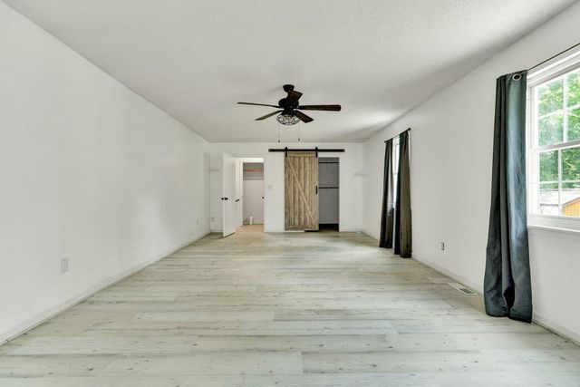 1320 Benton Pike, NE, Cleveland, TN 37311