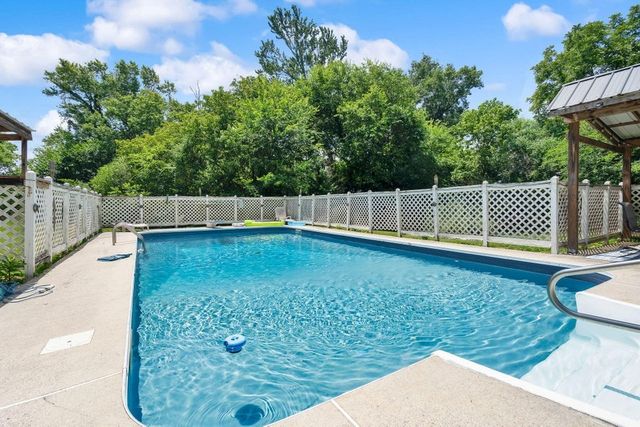 1320 Benton Pike, NE, Cleveland, TN 37311