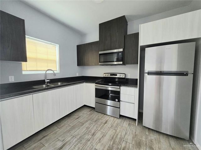 1514 Quitaca Drive 3, Edinburg, TX 78541