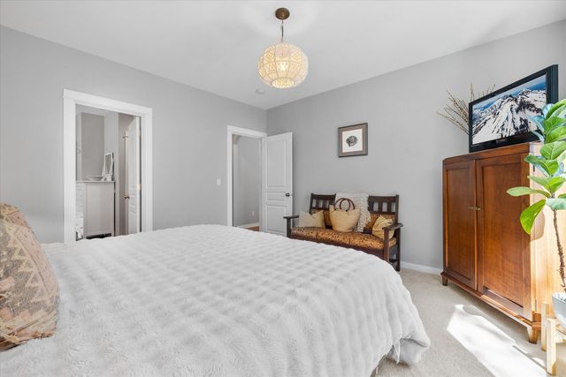 61134 Montrose Pass Street, Bend, OR 97702