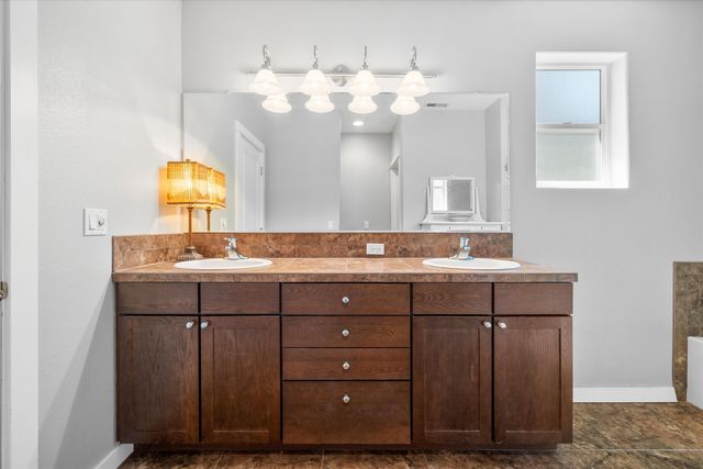 61134 Montrose Pass Street, Bend, OR 97702