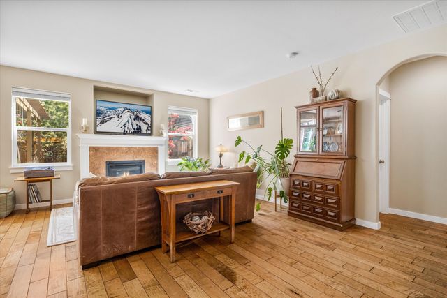 61134 Montrose Pass Street, Bend, OR 97702