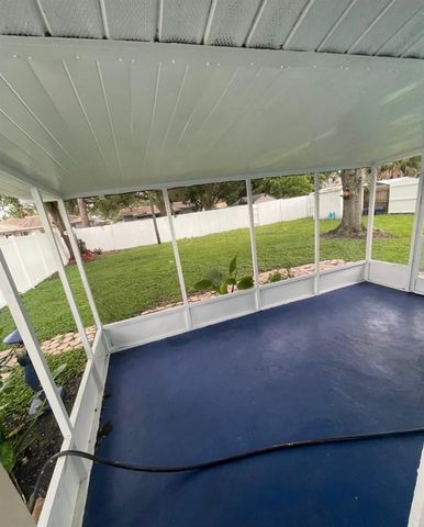 3004 OAKLAWN AVENUE B, Largo, FL 33771