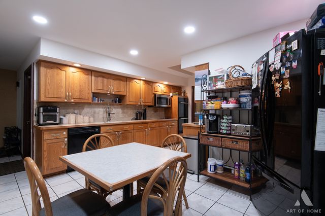 7737 Cashew Drive, Orland Park, IL 60462
