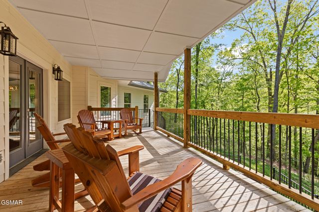 3487 Summit Trails Drive, Sevierville, TN 37862