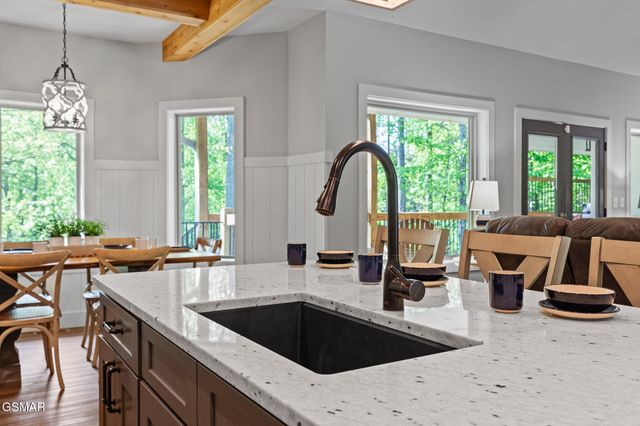 3487 Summit Trails Drive, Sevierville, TN 37862