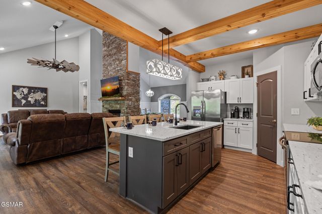 3487 Summit Trails Drive, Sevierville, TN 37862