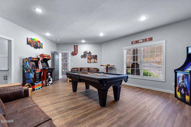 3487 Summit Trails Drive, Sevierville, TN 37862