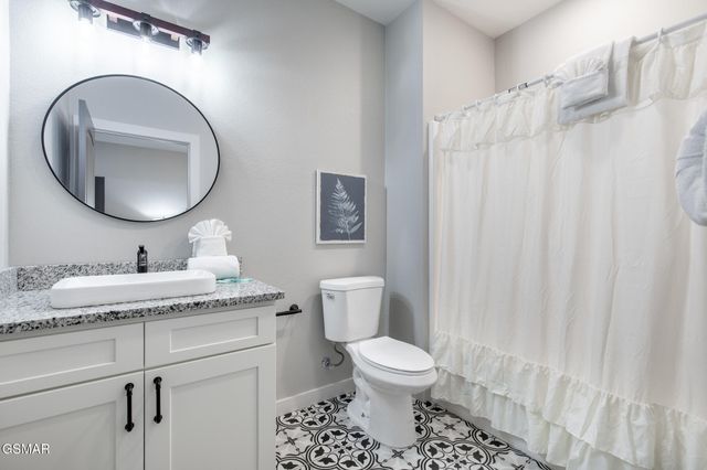 3487 Summit Trails Drive, Sevierville, TN 37862