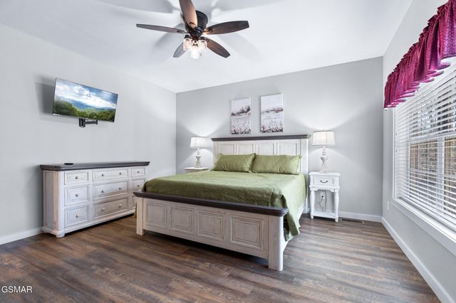 3487 Summit Trails Drive, Sevierville, TN 37862