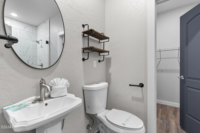 3487 Summit Trails Drive, Sevierville, TN 37862