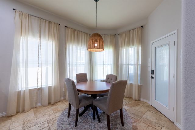913 Caudle Lane, Savannah, TX 76227
