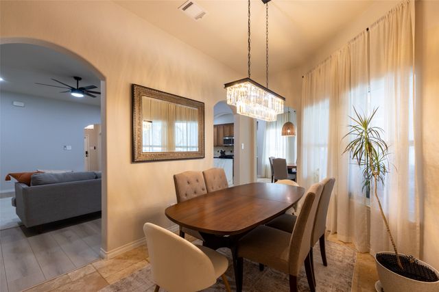 913 Caudle Lane, Savannah, TX 76227