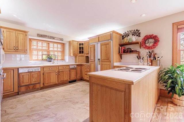 97 Covered Bridge Road, Stecoah, NC 98771