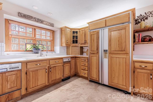 97 Covered Bridge Road, Stecoah, NC 98771