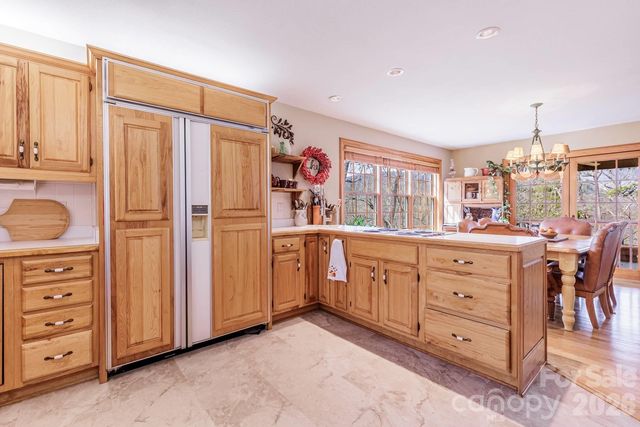 97 Covered Bridge Road, Stecoah, NC 98771