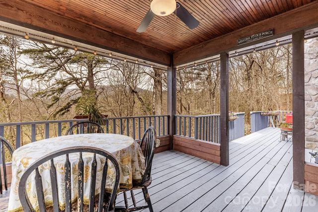 97 Covered Bridge Road, Stecoah, NC 98771