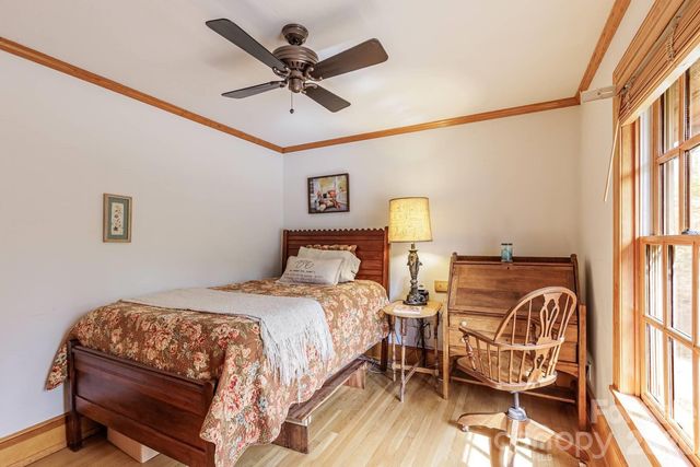 97 Covered Bridge Road, Stecoah, NC 98771