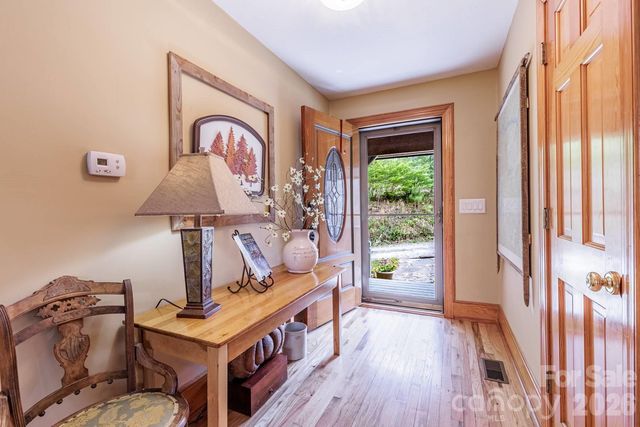 97 Covered Bridge Road, Stecoah, NC 98771