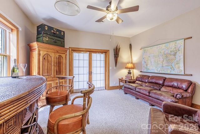 97 Covered Bridge Road, Stecoah, NC 98771