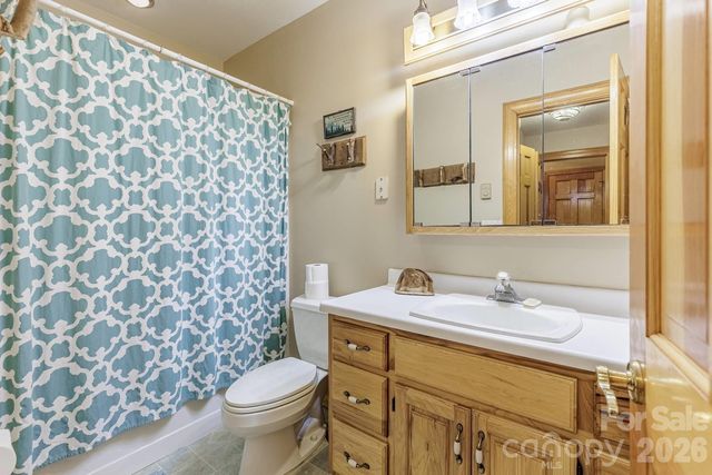 97 Covered Bridge Road, Stecoah, NC 98771