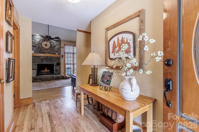97 Covered Bridge Road, Stecoah, NC 98771