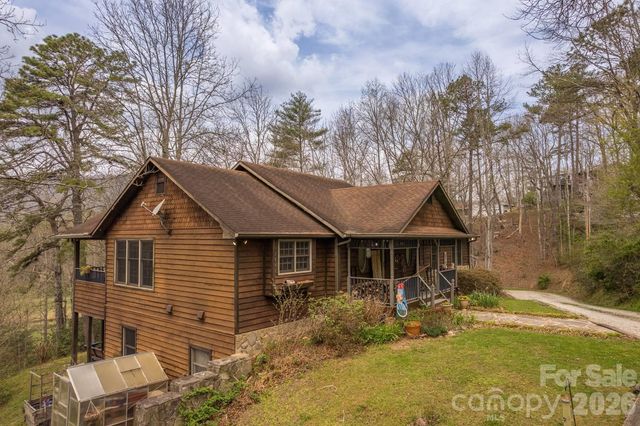 97 Covered Bridge Road, Stecoah, NC 98771