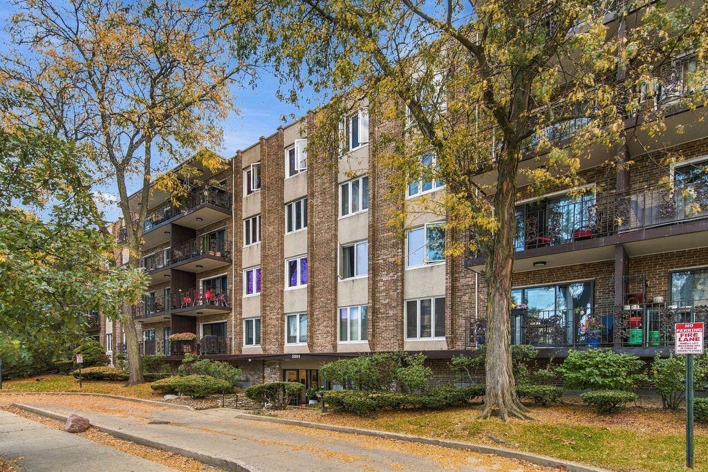 5501 Lincoln Avenue 206, Morton Grove, IL 60053 — exterior