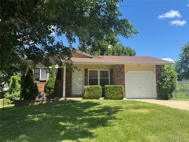 38 Matchlock Drive, St Peters, MO 63376