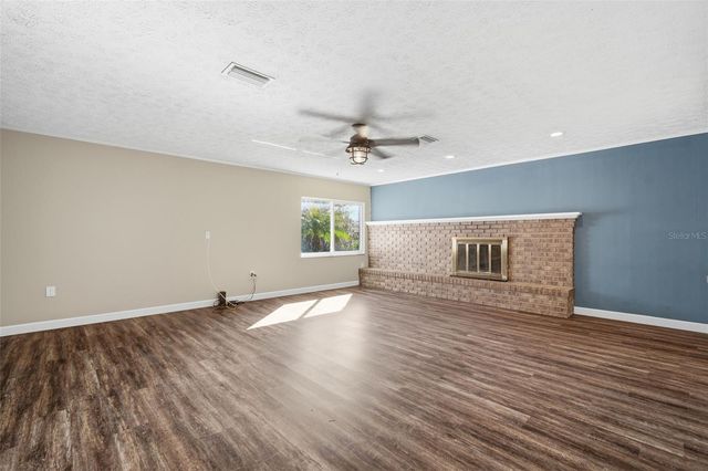 2842 SPRINGDELL CIRCLE, Valrico, FL 33596