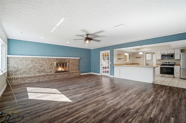 2842 SPRINGDELL CIRCLE, Valrico, FL 33596