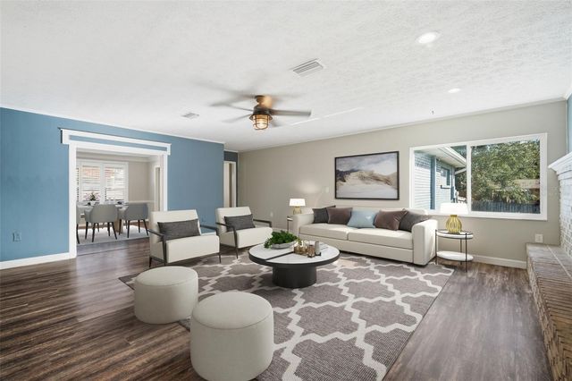 2842 SPRINGDELL CIRCLE, Valrico, FL 33596