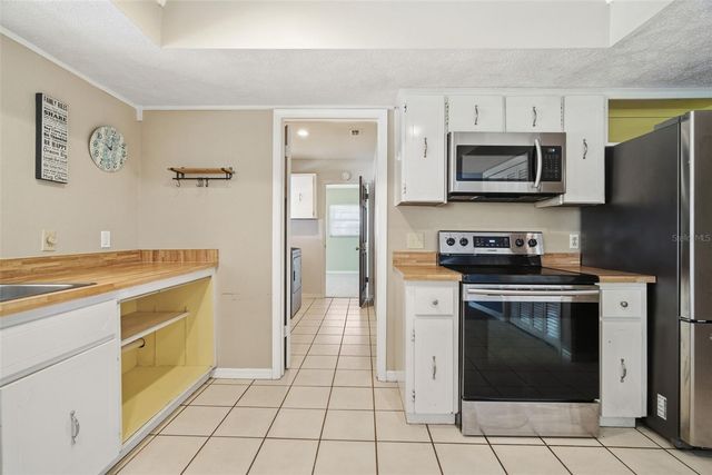 2842 SPRINGDELL CIRCLE, Valrico, FL 33596