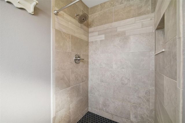 2842 SPRINGDELL CIRCLE, Valrico, FL 33596