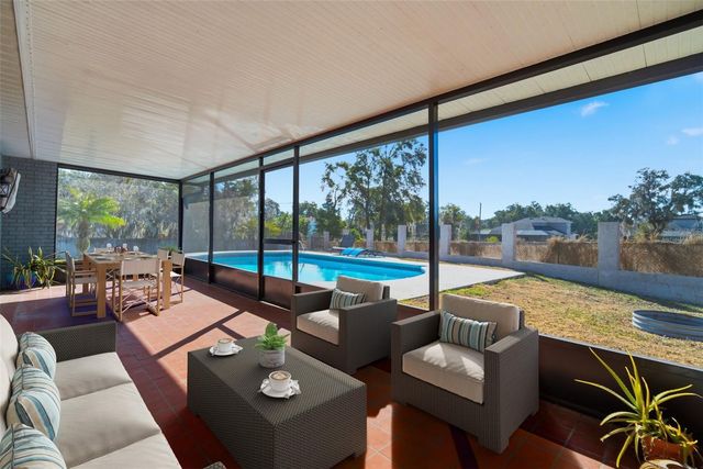 2842 SPRINGDELL CIRCLE, Valrico, FL 33596