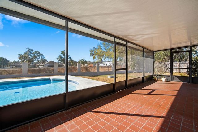 2842 SPRINGDELL CIRCLE, Valrico, FL 33596