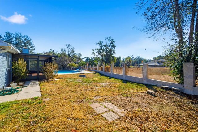 2842 SPRINGDELL CIRCLE, Valrico, FL 33596