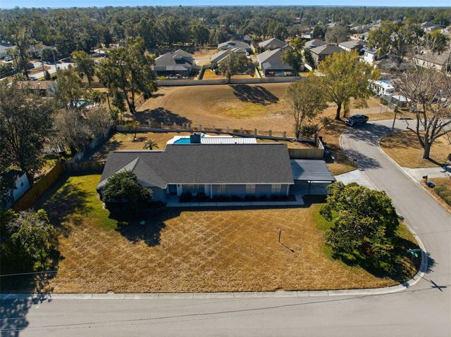 2842 SPRINGDELL CIRCLE, Valrico, FL 33596