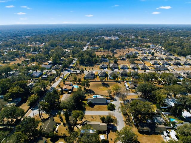 2842 SPRINGDELL CIRCLE, Valrico, FL 33596